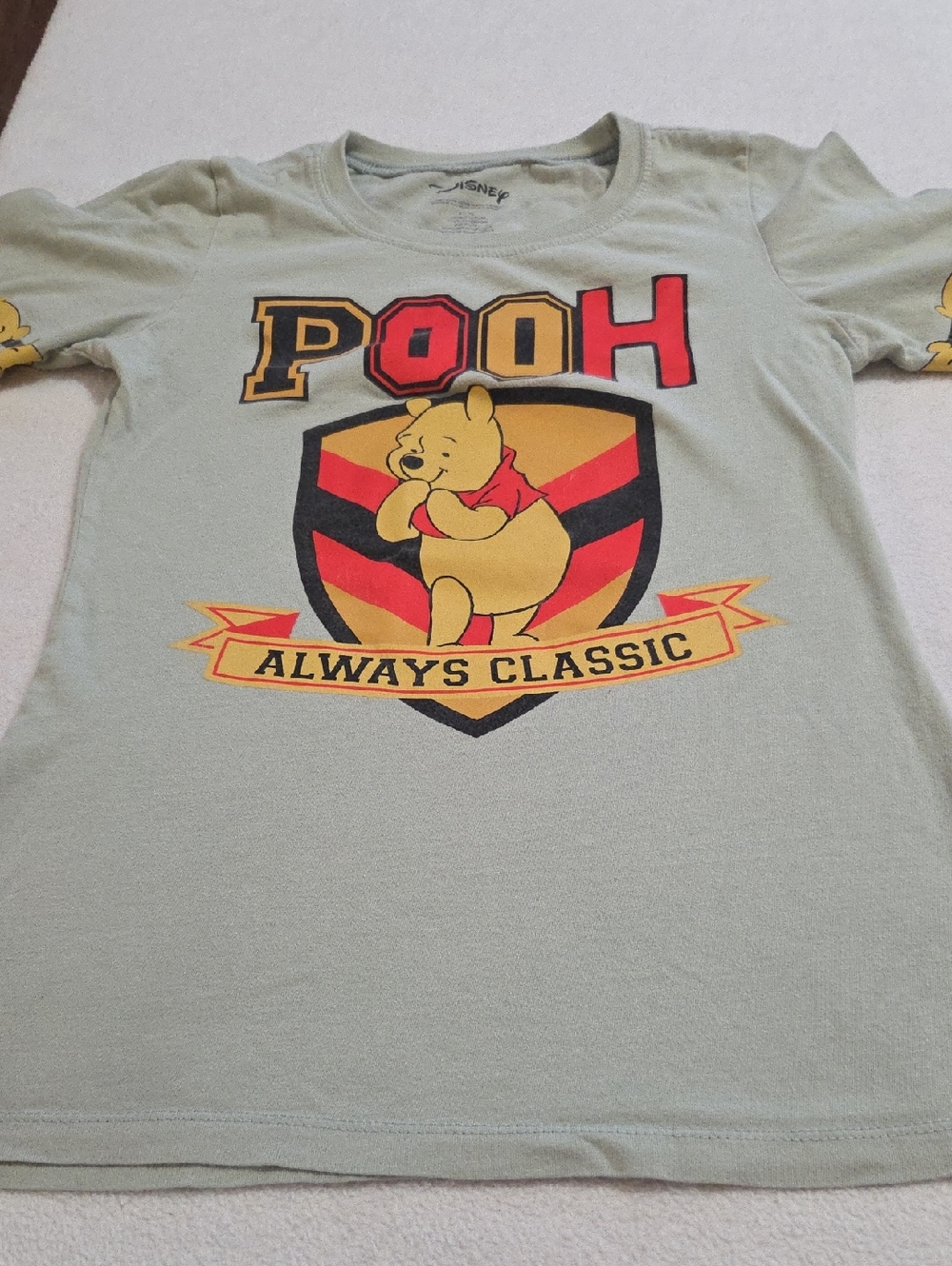 DISNEY WINNIE THE POOH TSHIRT